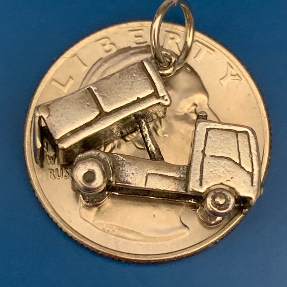 .925 Dump Truck Sterling Silver Jewelry Charm #transportation #vintage #travel - Picture 3 of 3